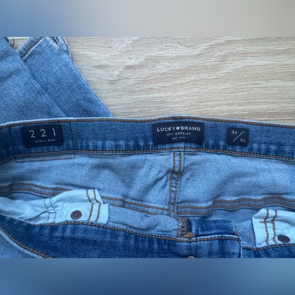 Lucky Brand Light Blue Straight Jeans - Picture 4 of 4